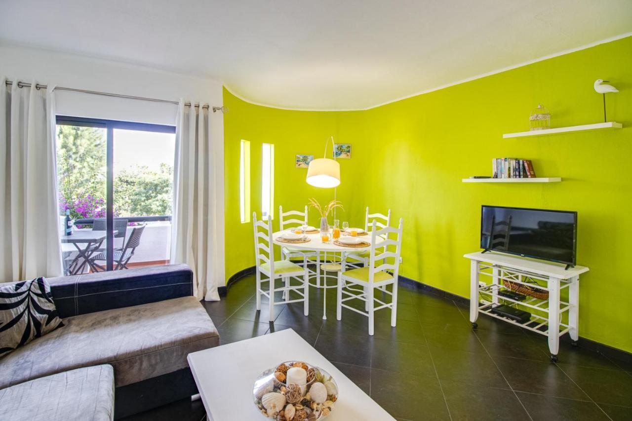 Ferienwohnung Seaside Retreat With Pool, Ac, And Fast Wi-Fi Albufeira Exterior foto