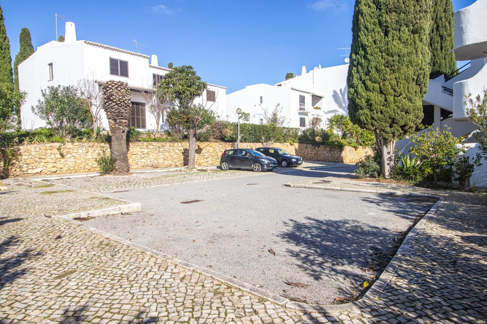 Ferienwohnung Seaside Retreat With Pool, Ac, And Fast Wi-Fi Albufeira Exterior foto